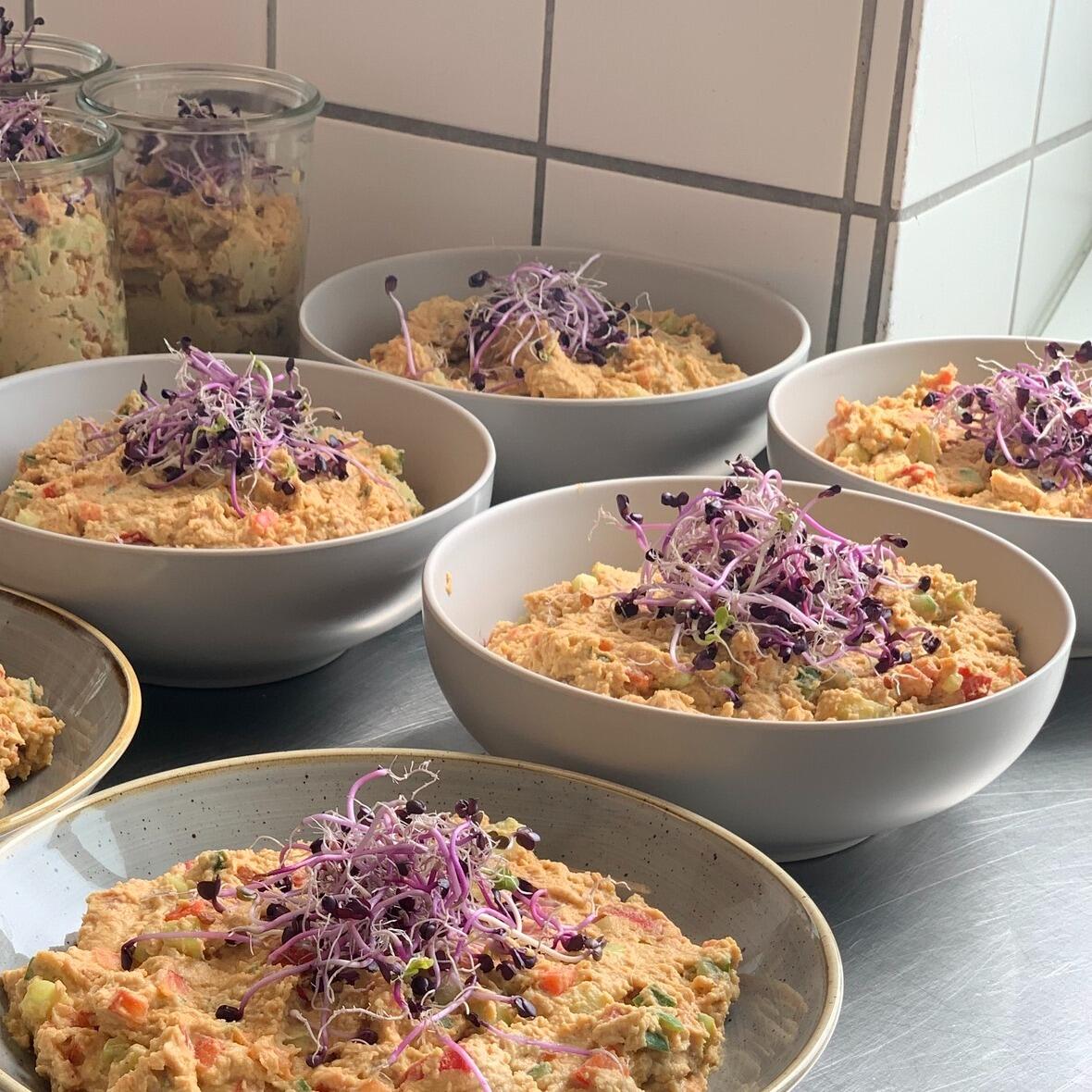 Lunch catering